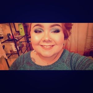 Meet your Posher, Carley